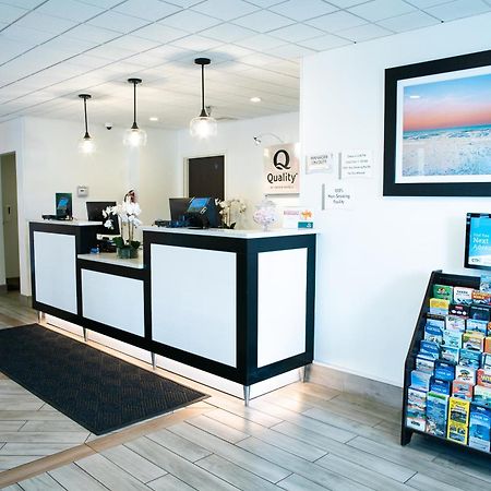 Quality Inn Palm Beach International Airport Уест Палм Бийч Екстериор снимка