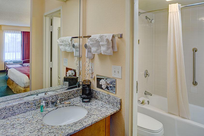 Quality Inn Palm Beach International Airport Уест Палм Бийч Екстериор снимка