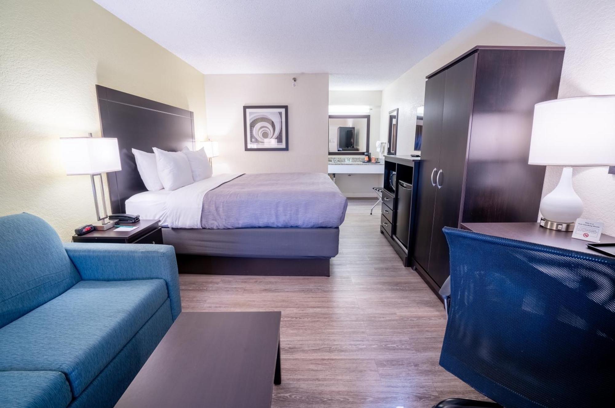Quality Inn Palm Beach International Airport Уест Палм Бийч Екстериор снимка